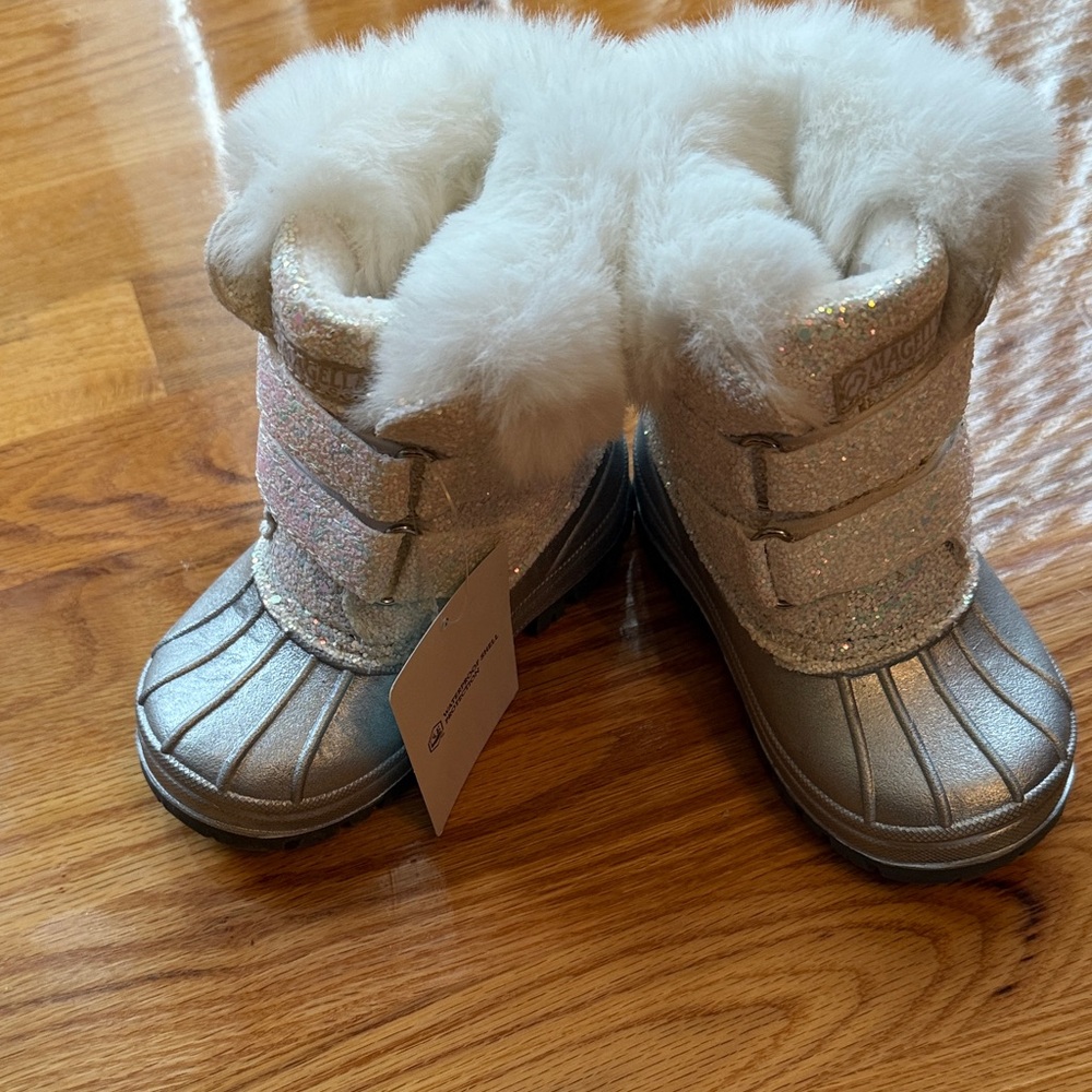 Magellan Outdoors Kids Silver and White Boots